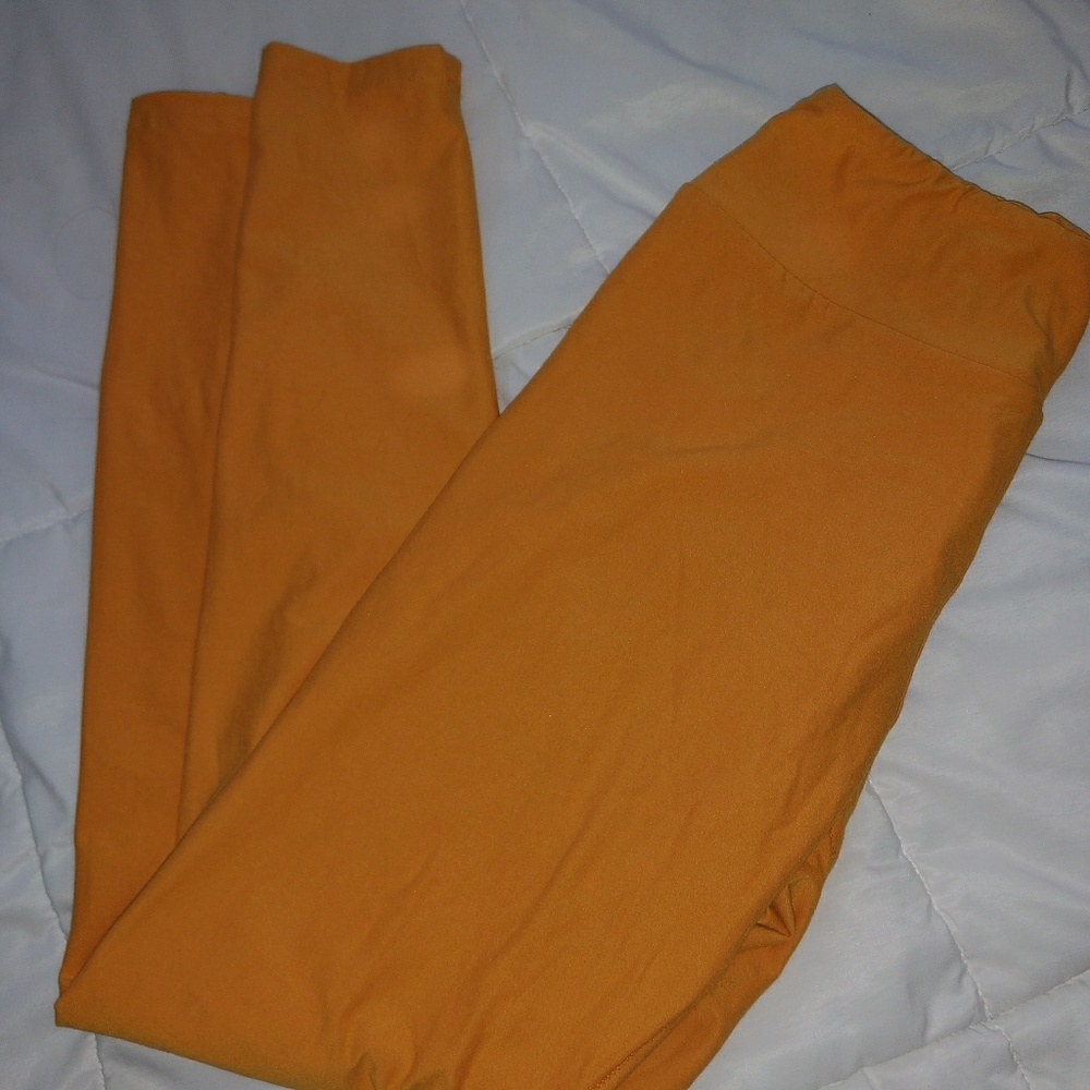 Lularoe leggings. Solid color. OS.
